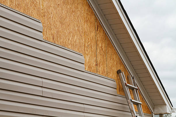 24/7 Emergency Vinyl Siding experts in Wingate, NC